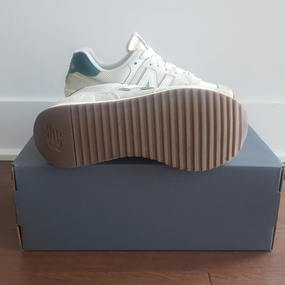 New Balance 574+ - Picture 3 of 3